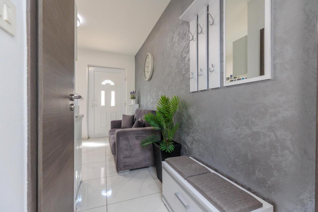 Ema Apartamento *